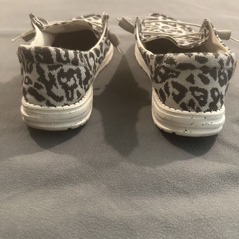 Hey Dude Wendy Woven Cheetah Grey Slip On Casual Loafer Shoes Womens 9 AOP - Picture 6 of 9